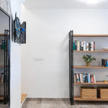 Kalista Istriana * Πούλα