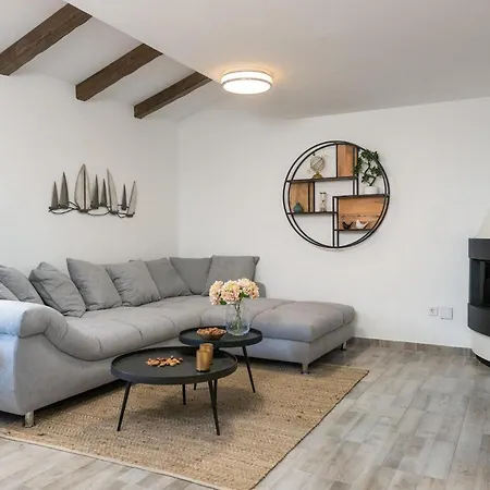 Kalista Istriana * プーラ