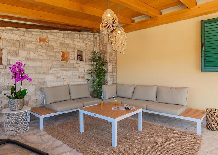 Kalista Istriana Tatil Evi Pula